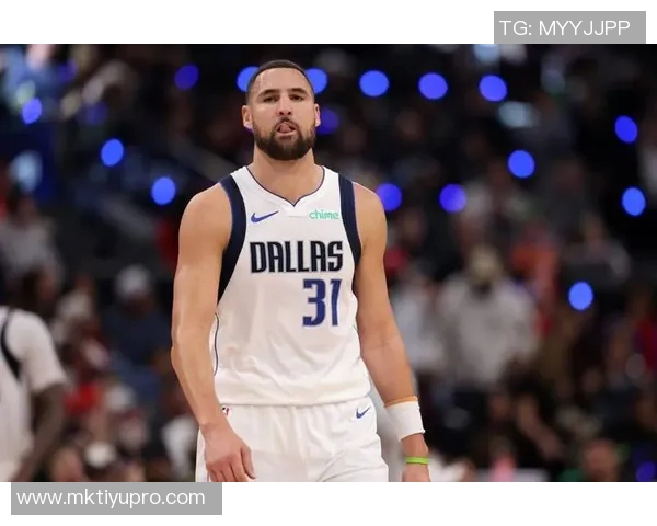 克莱首节短暂出战5分钟表现平平仅得4分助球队开局稳健