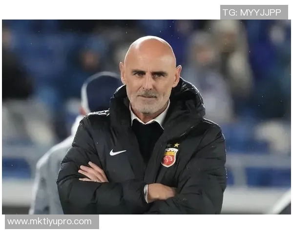 穆斯卡特称赞林加德表现出色并强调海港未来发展需深入讨论