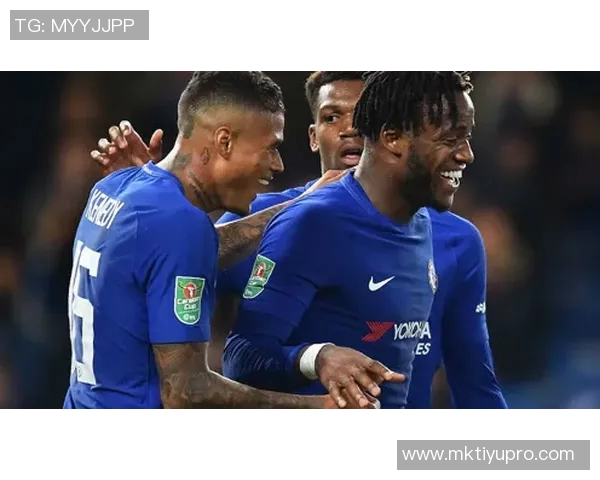 埃利奥特安德森荣膺诺丁汉森林九月最佳球员连续两月获此殊荣